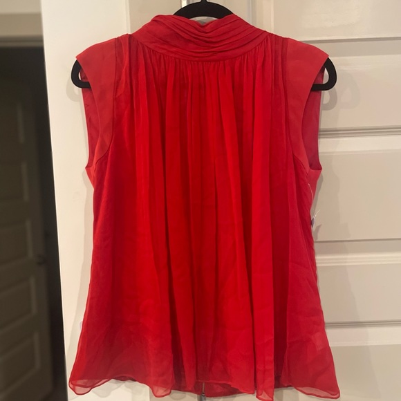 Just Drew sheer 100% silk pleated top - Picture 2 of 11